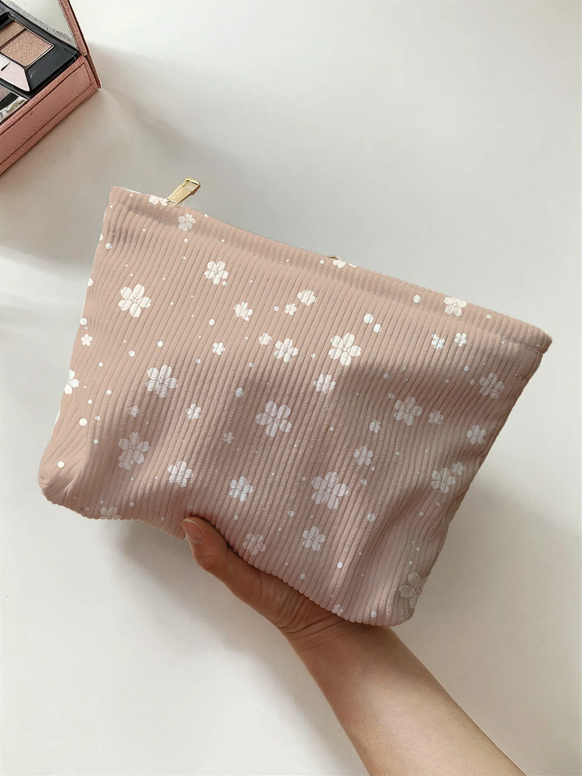 kf Sd2fa3951d122478a9105b7f322723b75f