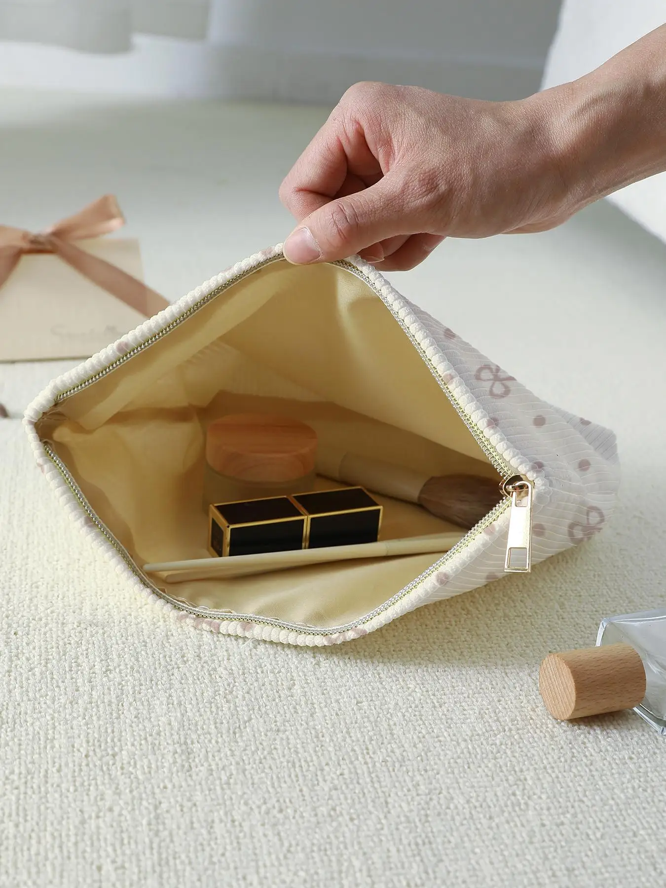 kf Sfe2e9a7324604553907f02e2f26295cbE